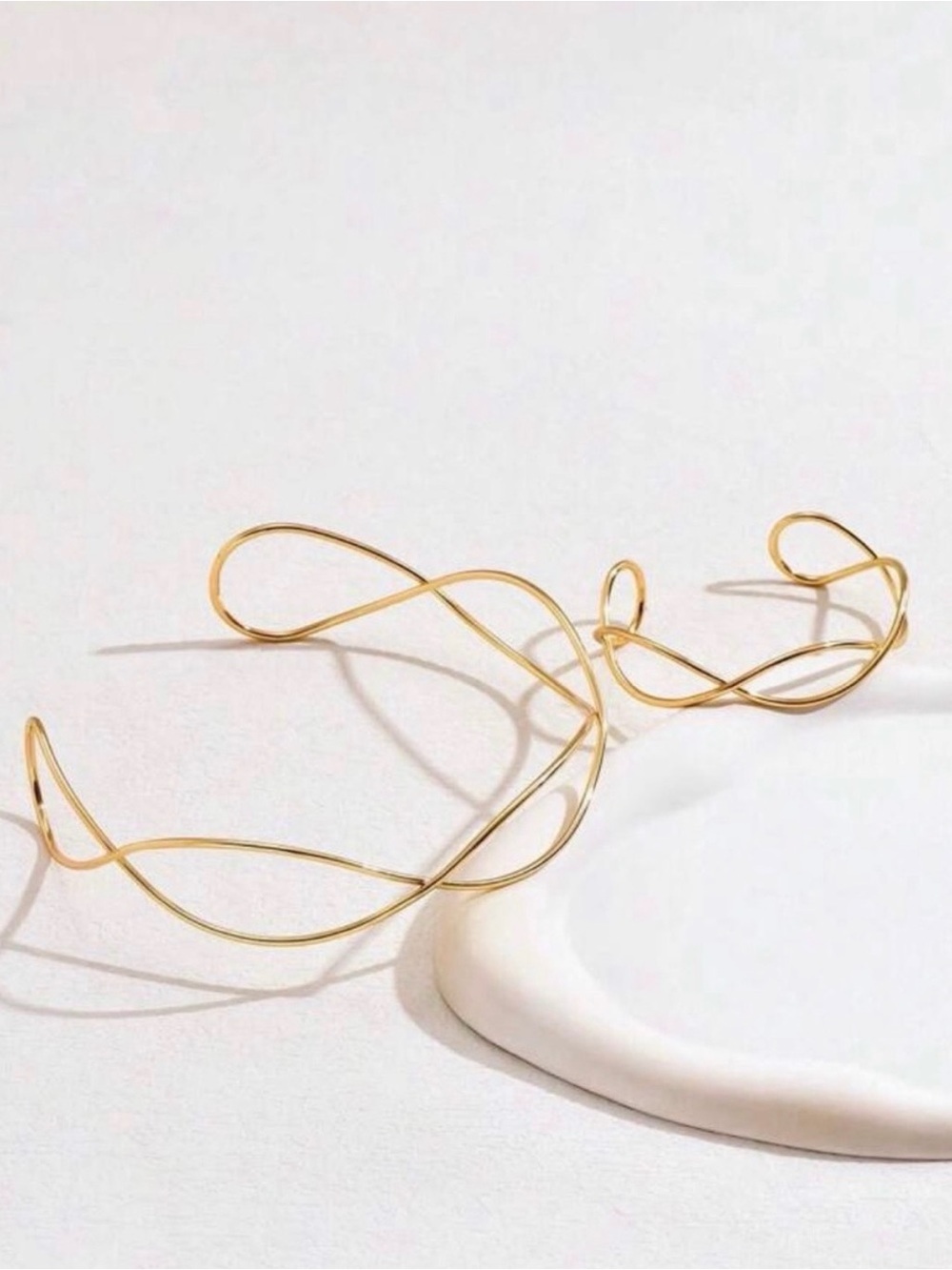 Gold Twisted Wire Choker and Cuff Set - Picture 4 of 5
